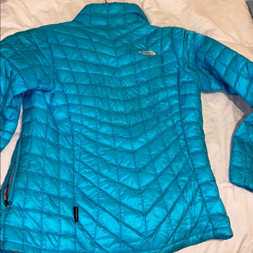 North face puffer jacket